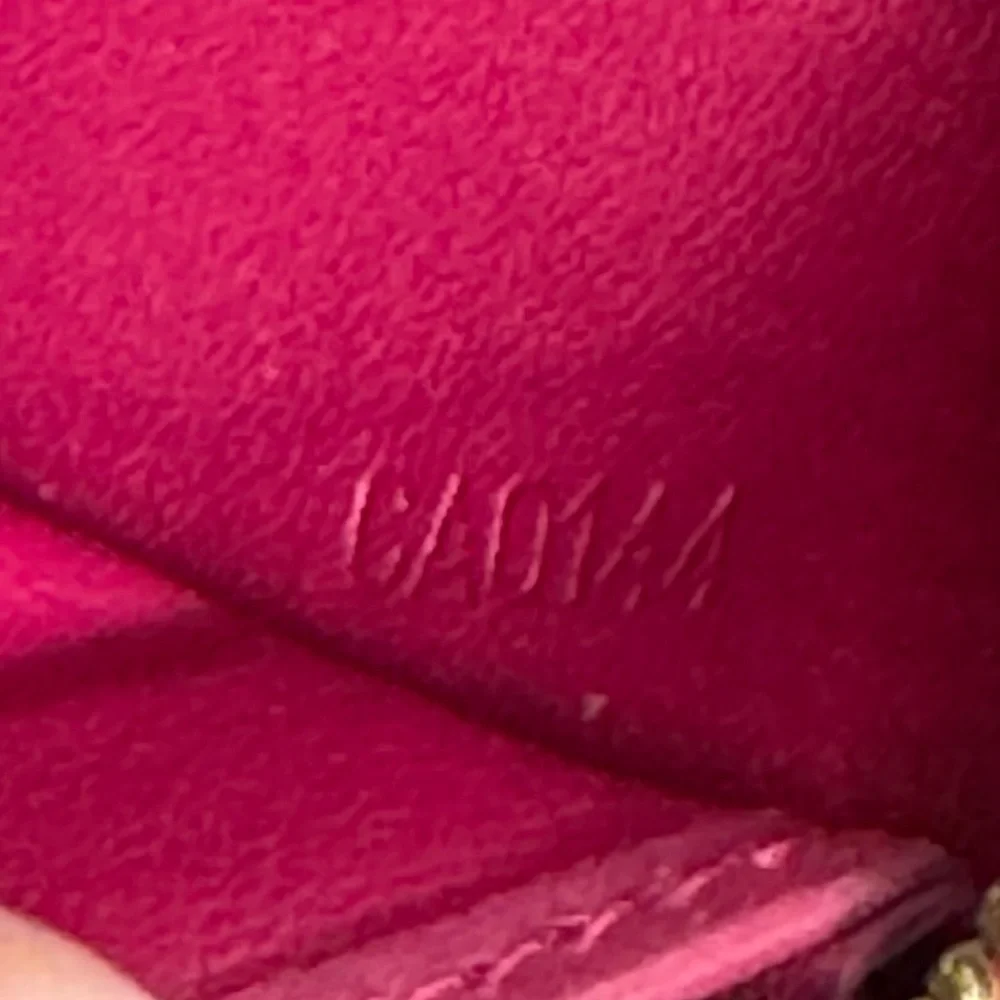 Louis Vuitton Vernis Monogram Zippy Wallet EUC